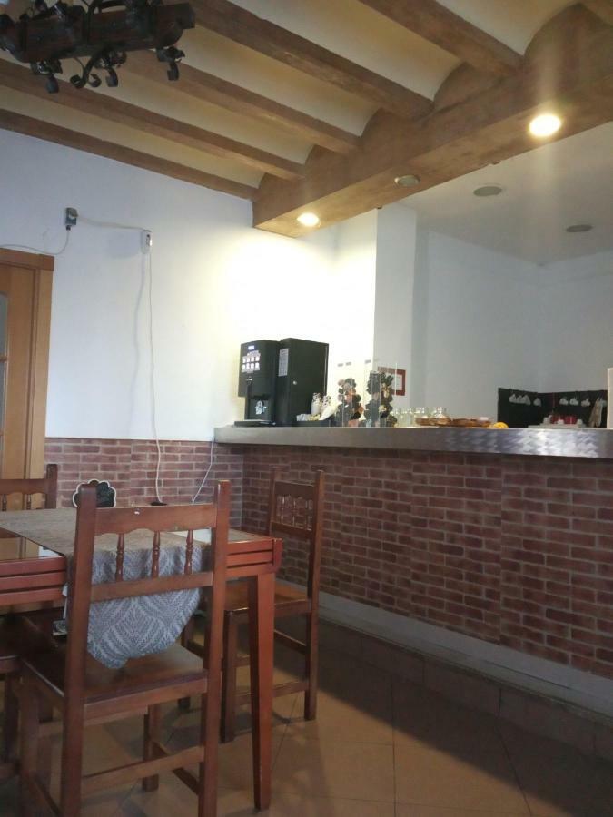 Mombuey 19 Bed & Breakfast Madrid Bagian luar foto